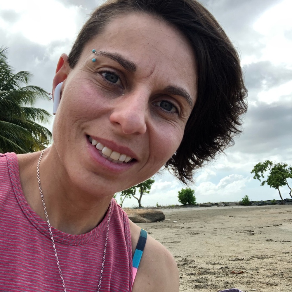 Meet your Posher, Gabriela